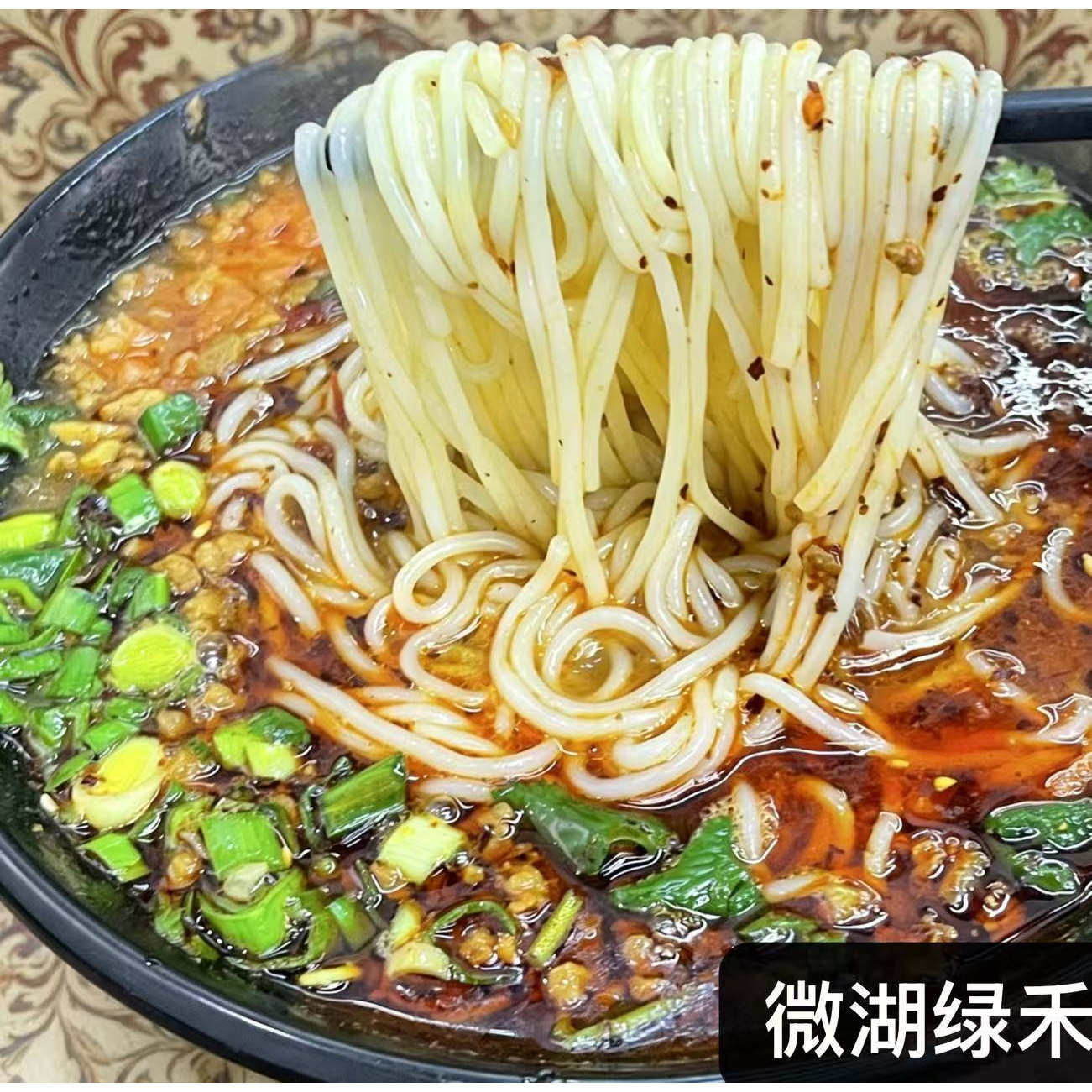 微湖绿禾徐州特产肉酱米线牛肉口味米线酱香米线方便速食夜宵零食