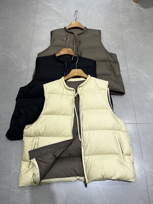 黑色保暖羽绒马甲女宽松慵懒风