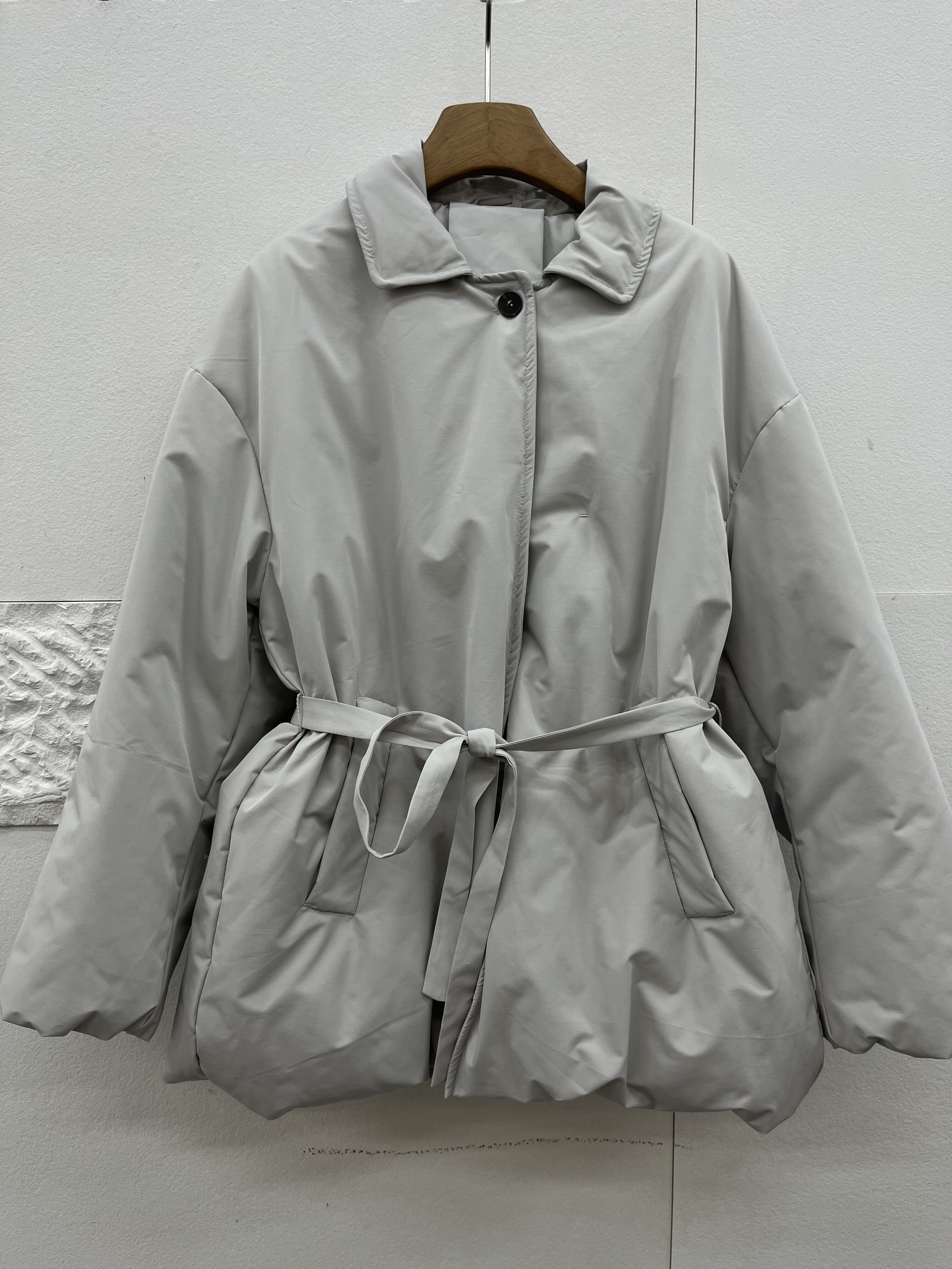 翻领风衣款鹅绒羽绒服女收腰显瘦