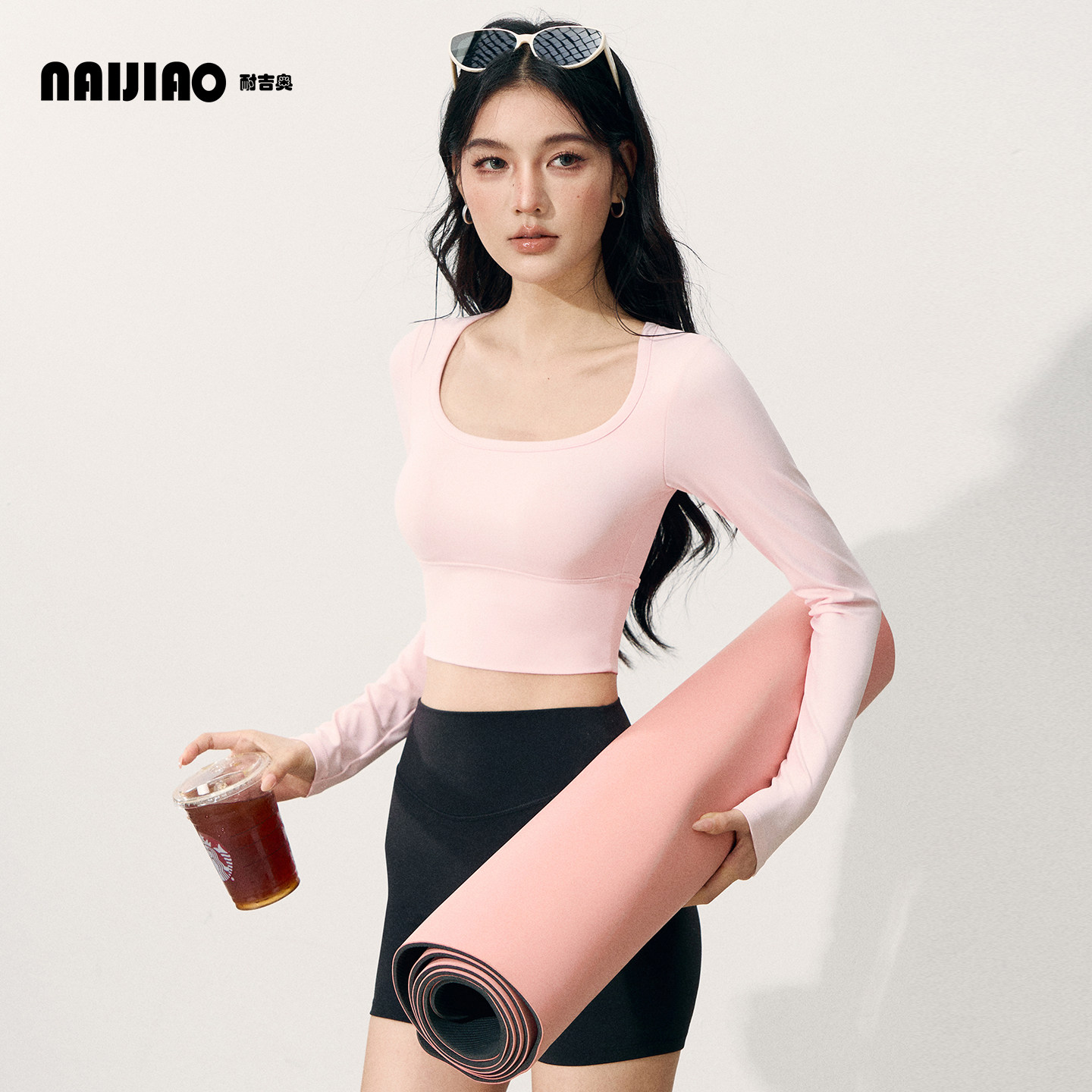 耐吉奥优雅普拉提训练服天鹅颈减震固定杯健身运动上衣瑜伽服长袖