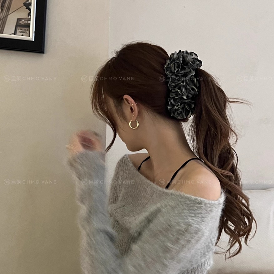 大号蓬松花花香蕉夹发夹新款头饰