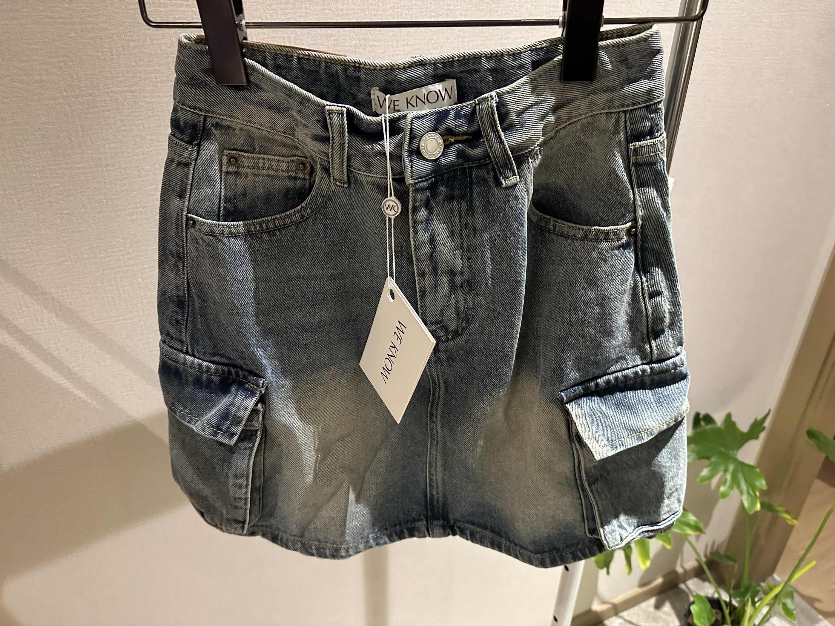 WK正品 显瘦休闲a字牛仔半身裙包臀短裙 质感绝绝子