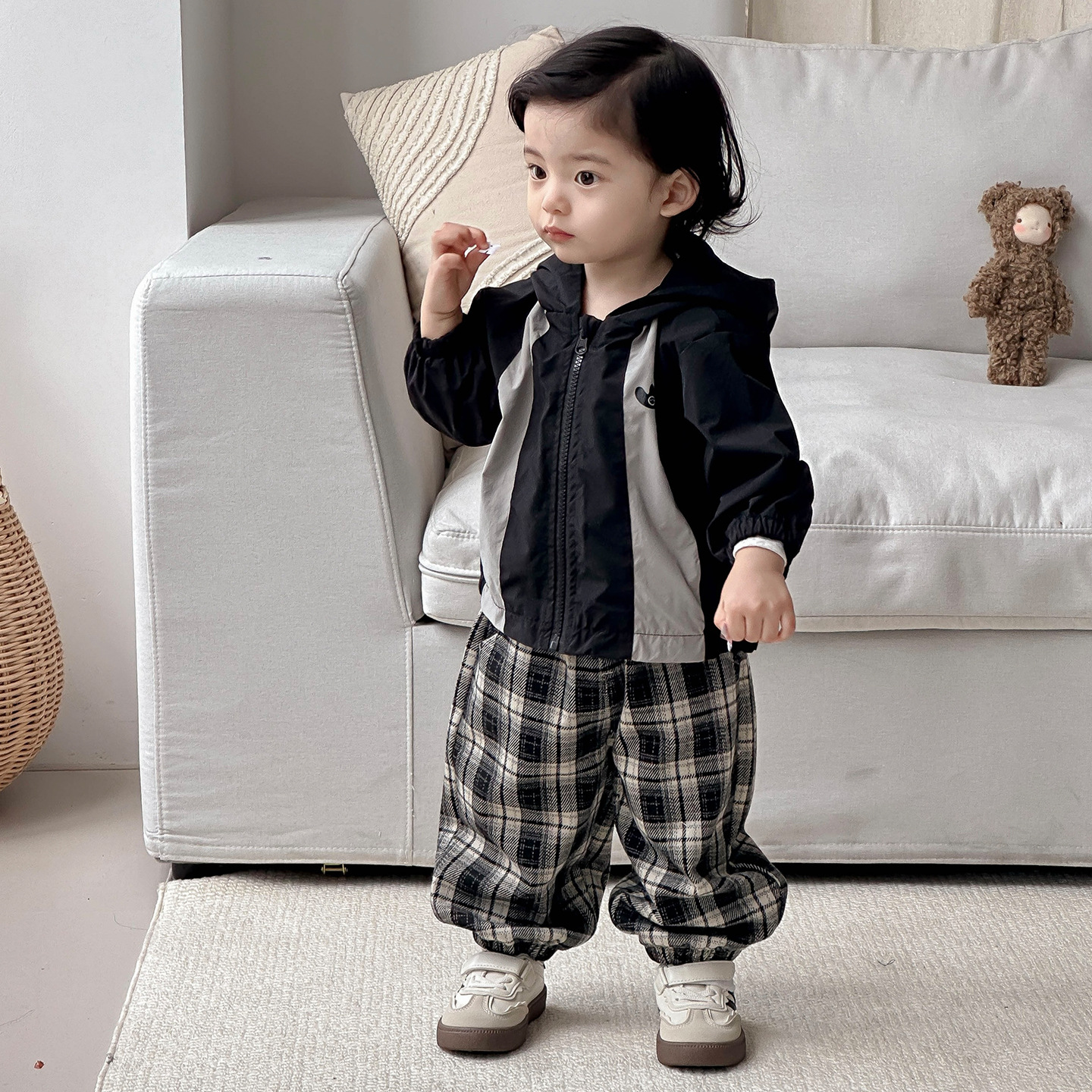 点兮2025秋季新款婴幼儿韩版套装宝宝连帽外套格子裤打底衫