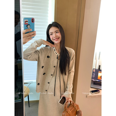 【陈格格】挚爱出街~气质温柔蕾丝边系带花朵针织开衫吊带裙套装