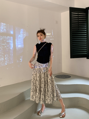 【陈格格】夏天约会日记~点缀浪漫碎花半身裙夏季超仙高腰a字长裙