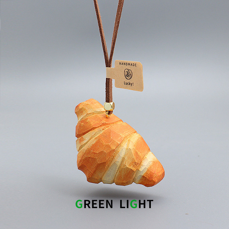 创意木雕面包牛角包汽车挂件装饰后视镜挂饰可爱仿真车载吊坠,汽车用品/电子/清洗/改装,车挂,淘宝优惠券,粉丝福利购,淘宝优惠卷