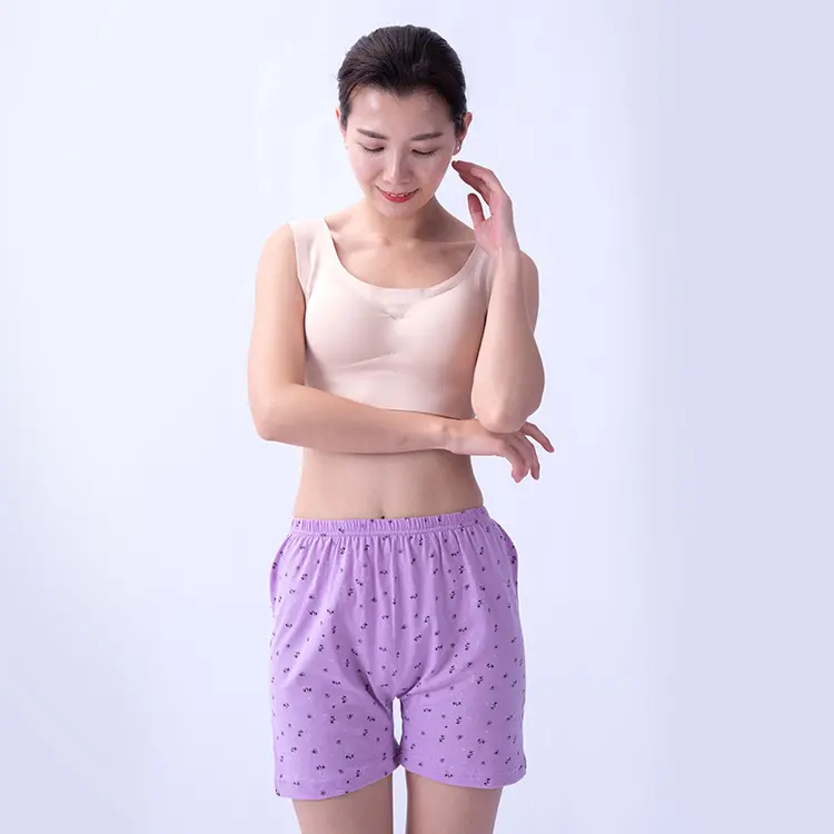 中老年人女士全棉宽松肥佬内裤加大码四角裤纯棉老人妈妈平角裤头