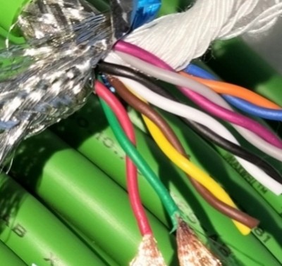 进口电缆拖链10芯0.5平方双绞双层屏蔽线细丝耐折超软抗拉高柔性