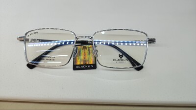 轻巧眼镜架布莱克不易褪色纯钛男