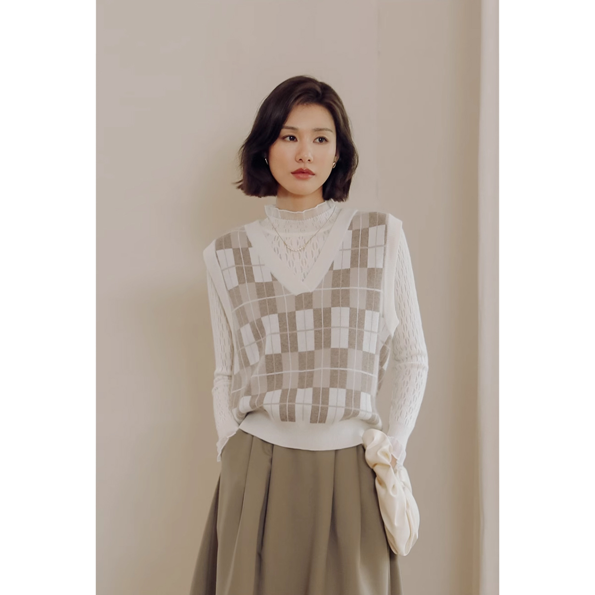 弥古拼色格子马甲春秋叠穿v领针织小坎肩女宽松秋冬无袖毛衣背心