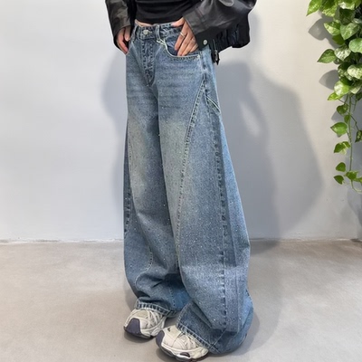 2026秋装新款美式复古烫钻弯刀牛仔裤女宽松垂感显瘦廓形阔腿长裤
