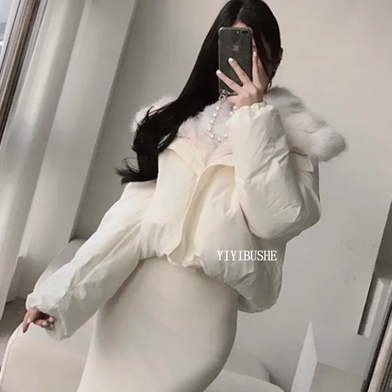 毛毛大翻领宽松短款羽绒服