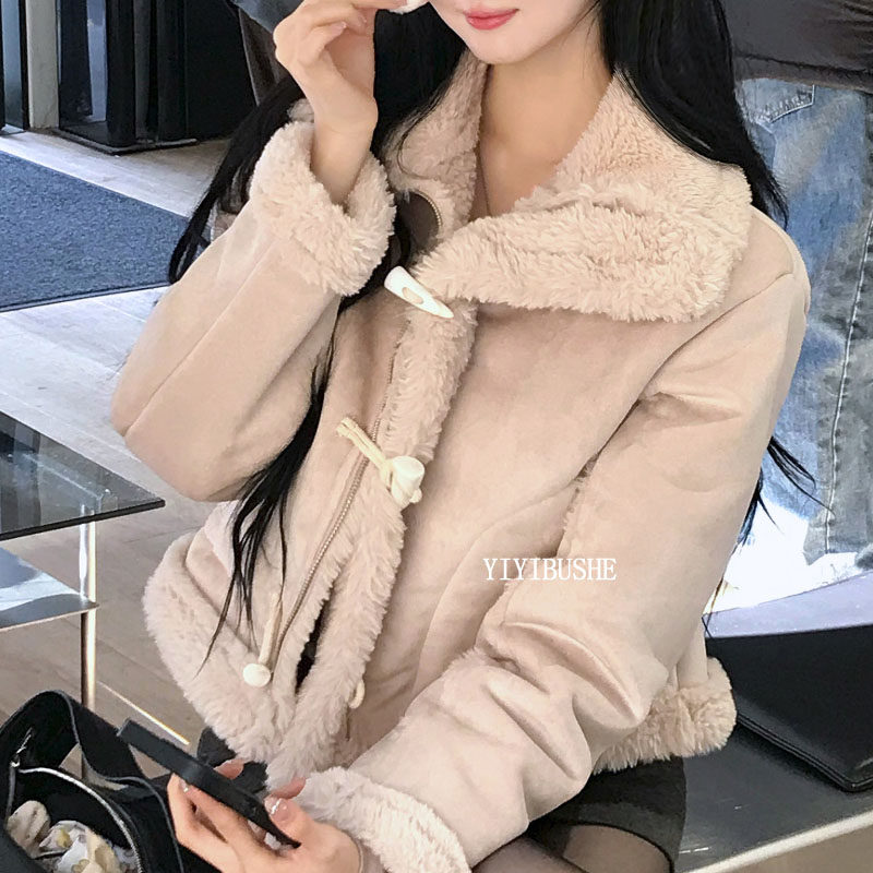 时尚女人味牛角扣皮毛一体外套