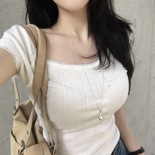 纯欲女人味蕾丝边U领修身短袖T恤