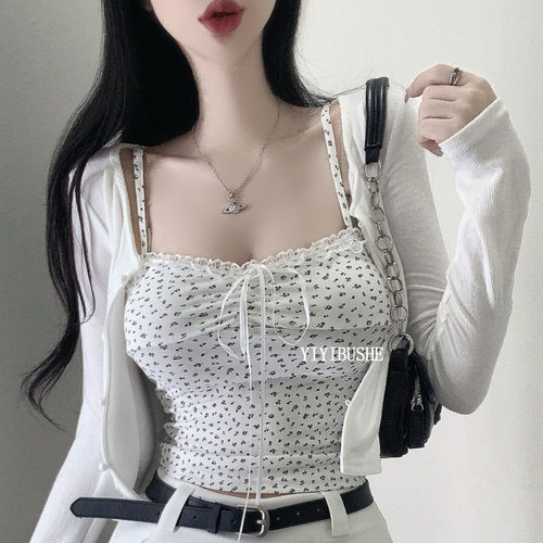 纯欲女人味碎花吊带+开衫