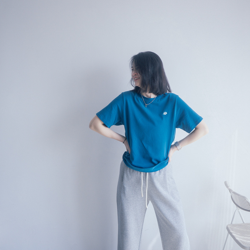 短袖经典常规简约纯棉女蓝色宽松