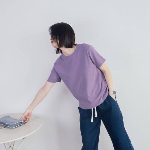 短袖经典常规纯色棉女减龄显白