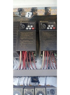 拆下来的Shih|in士林SS2-043一3.7k变频器,实议价