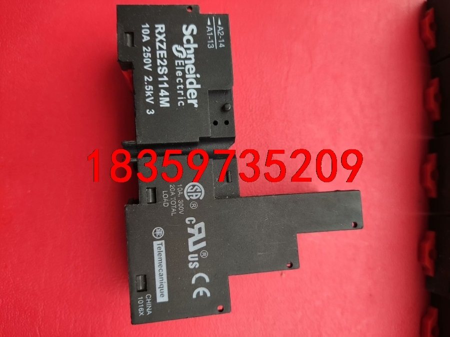 RXZE2S114M施耐德继电器底座14孔议价