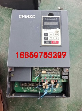 深川SVF3000变频器功能完好正常启动成色漂亮。没有下盖议价