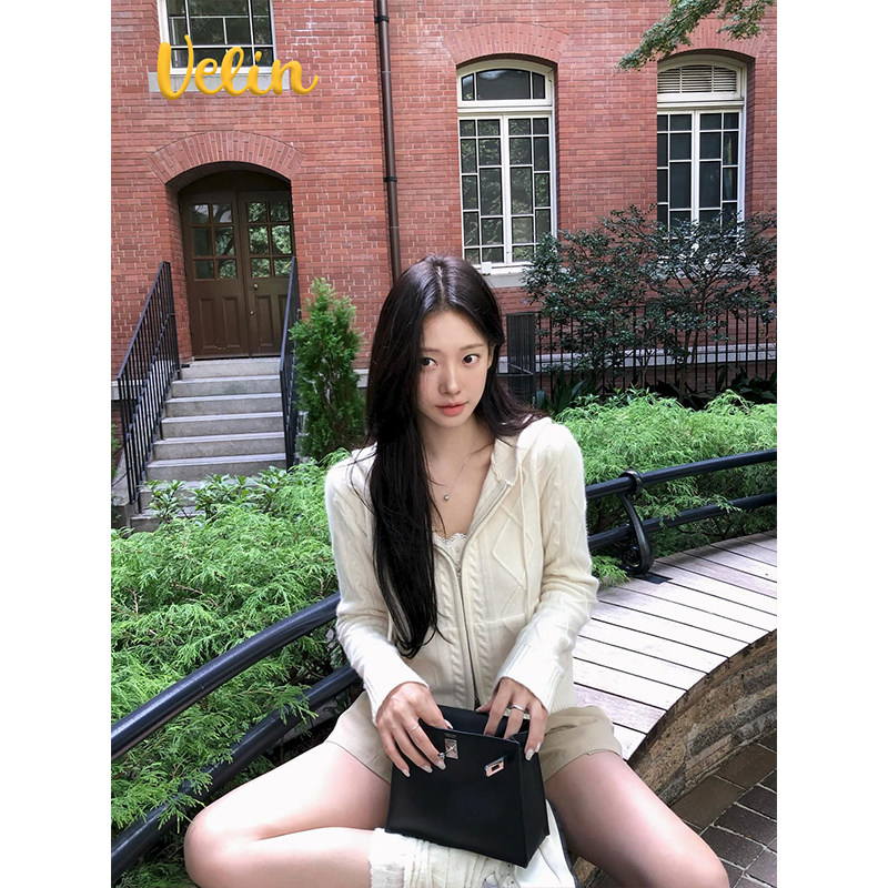 Velin 韩国博主同款 ins连帽长袖麻花针织外套拉链小众短款温柔