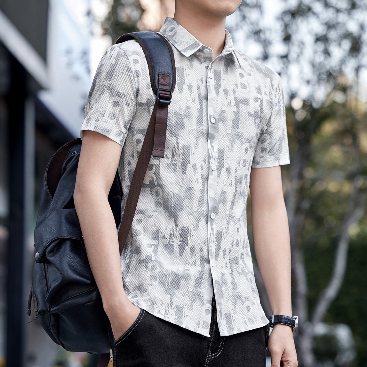 夏季新款男士短袖衬衫韩版潮流印花衬衣青年冰丝褶皱感泡泡纱寸衫