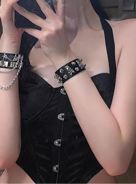 嘻哈小众手链手环朋克风配饰手饰品街舞皮质手圈女生男生pu潮