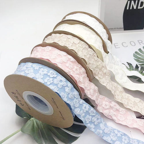 喆皓浮雕花朵丝带花束包装