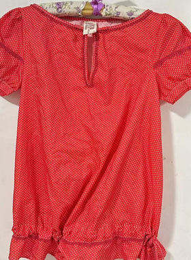 二手闲置Artka阿卡女短袖蕾丝边镂空圆领球形吊坠衬衫SA10538X