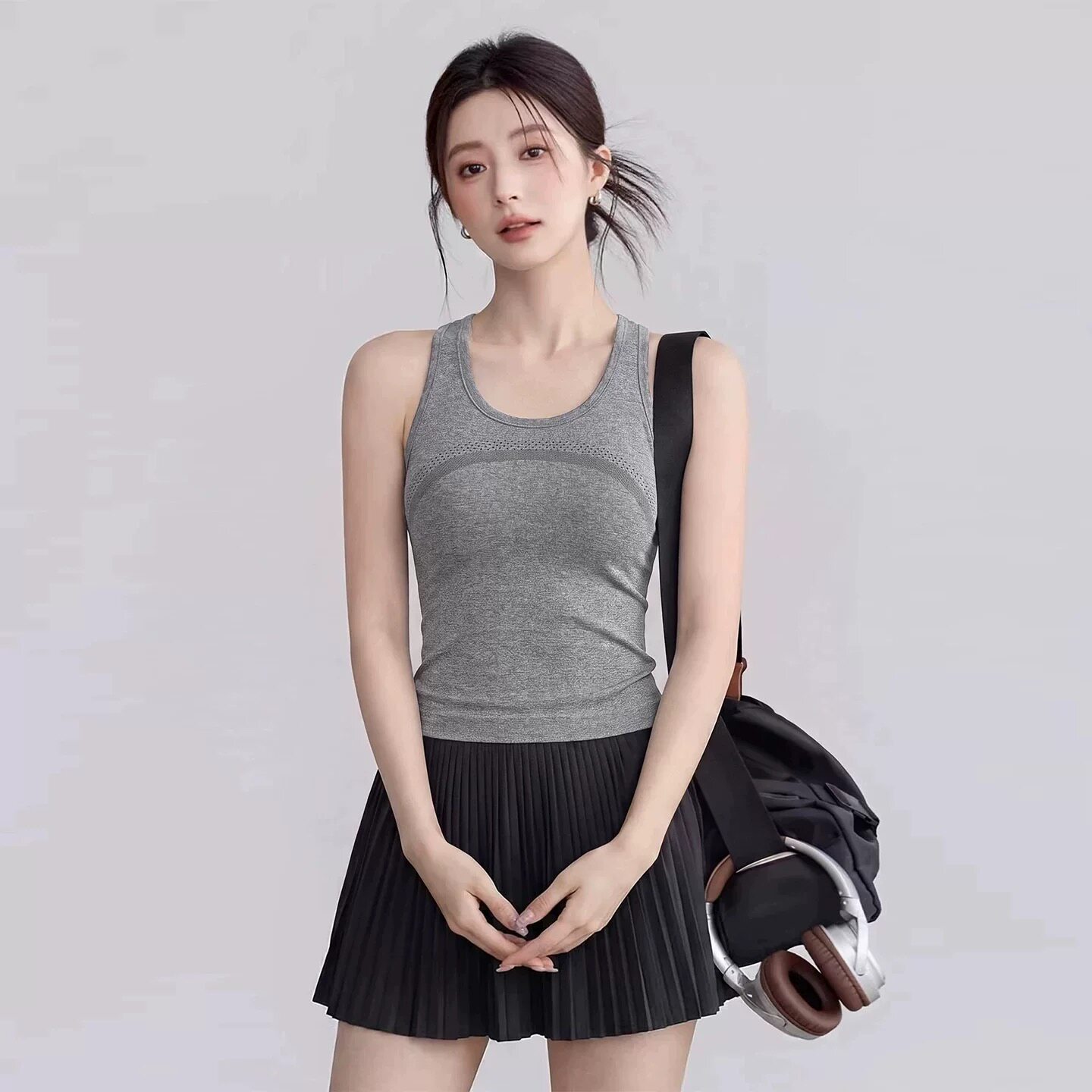 一体式运动背心女弹力工字型跑步健身瑜伽服上衣显瘦短款吊带外穿