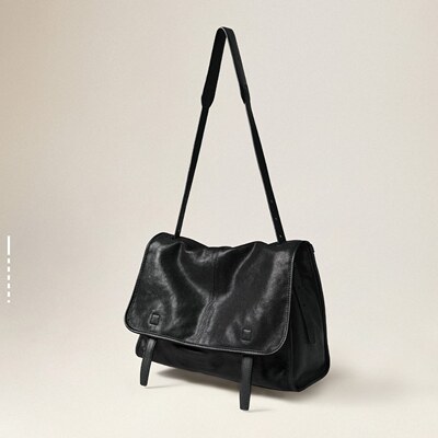 【Chunxi】植鞣摔纹小牛皮信使漫邮包大容量松弛单肩斜挎邮差包女