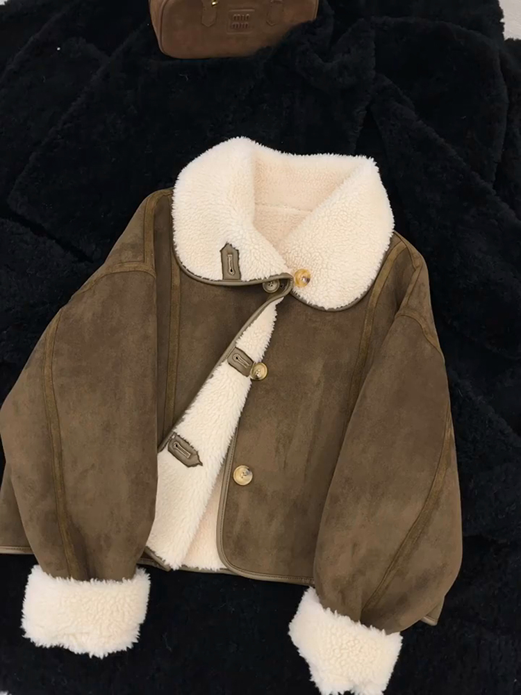 咖啡色麂皮皮草冬季女式一体衣，羊毛衬里加厚摩托车短夹克，适合
