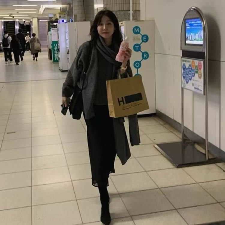 后开叉皱皱拼接半身裙