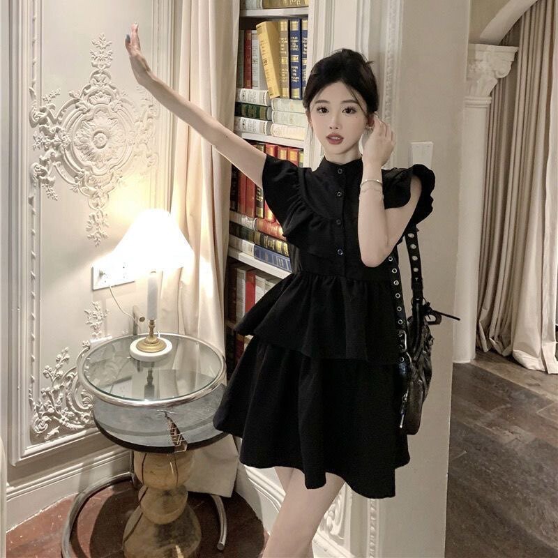 法式小众赫本风黑色小飞袖连衣裙女2024夏季高级感显瘦蛋糕短裙子