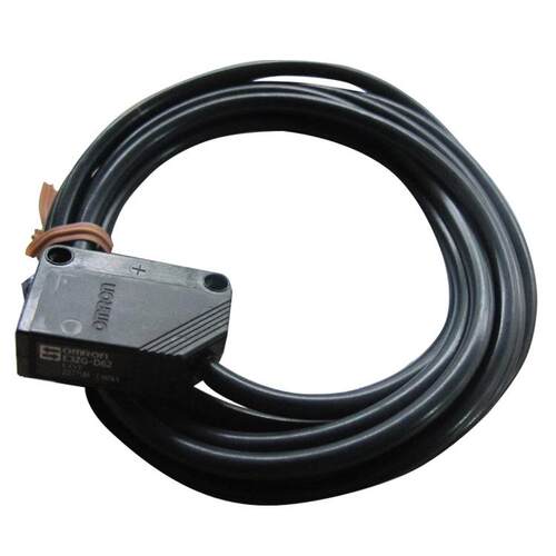 现货全新原装光电开关传感器E3ZG-D62