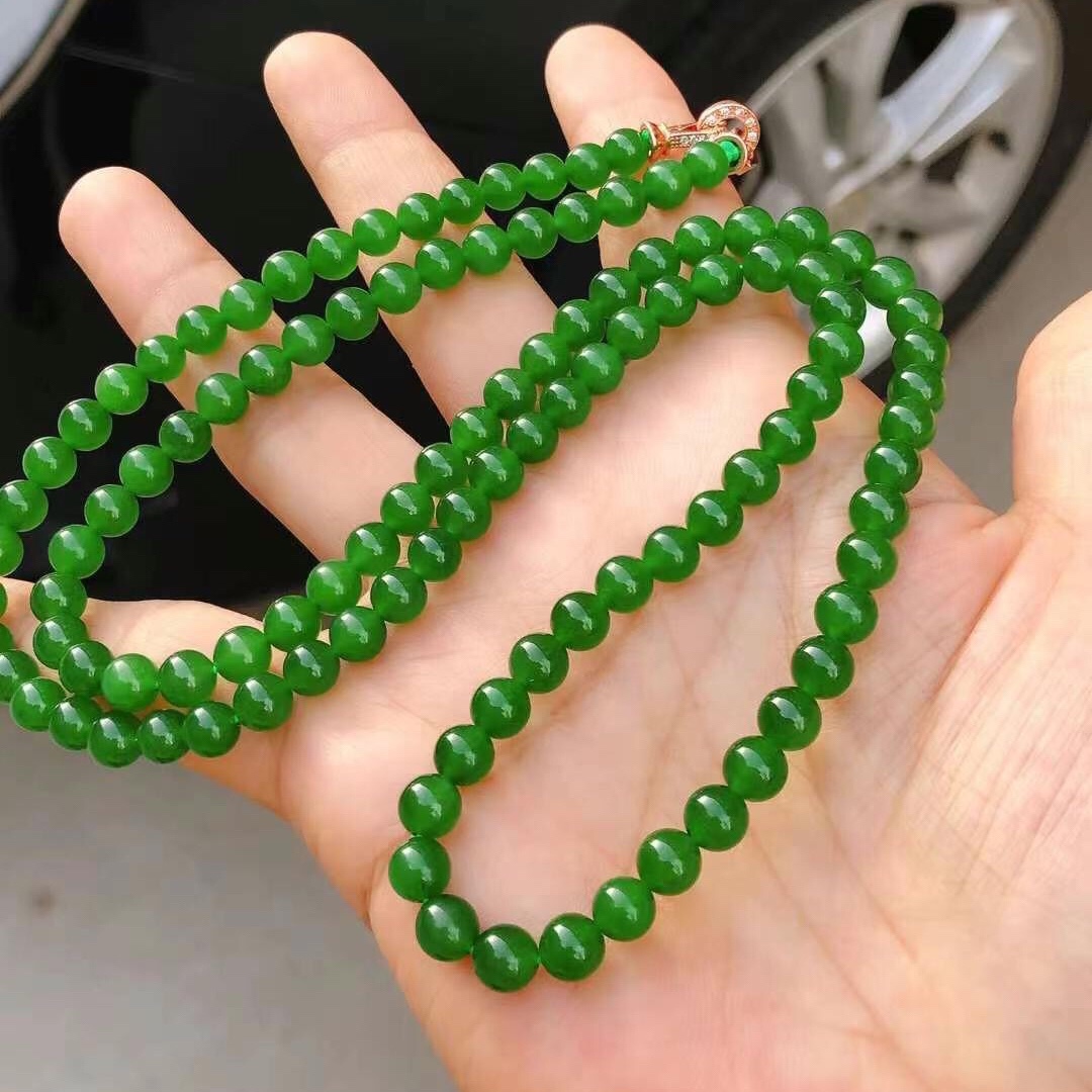 新货天然俄料和田玉阳绿项链碧玉和田玉阳绿链子10mm妈妈款带证书