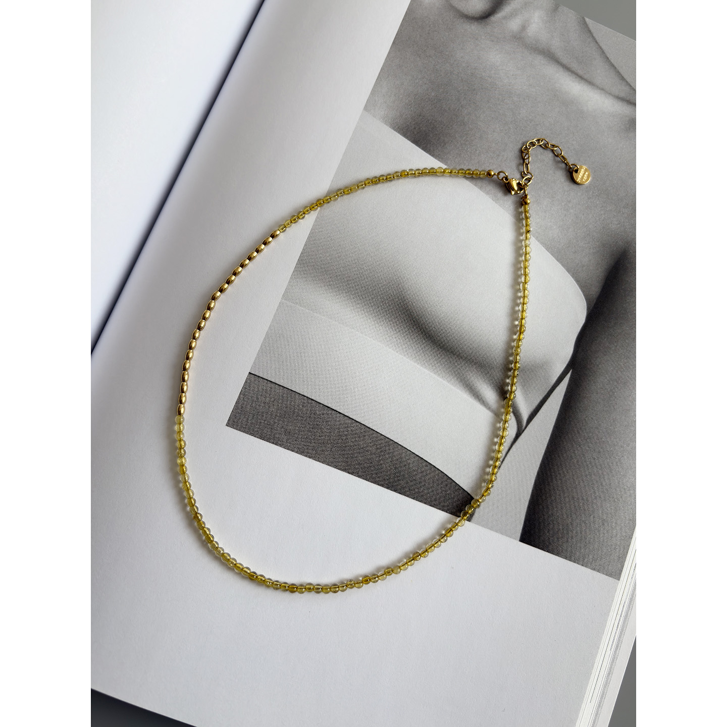 18K真金黄发晶宝石项链