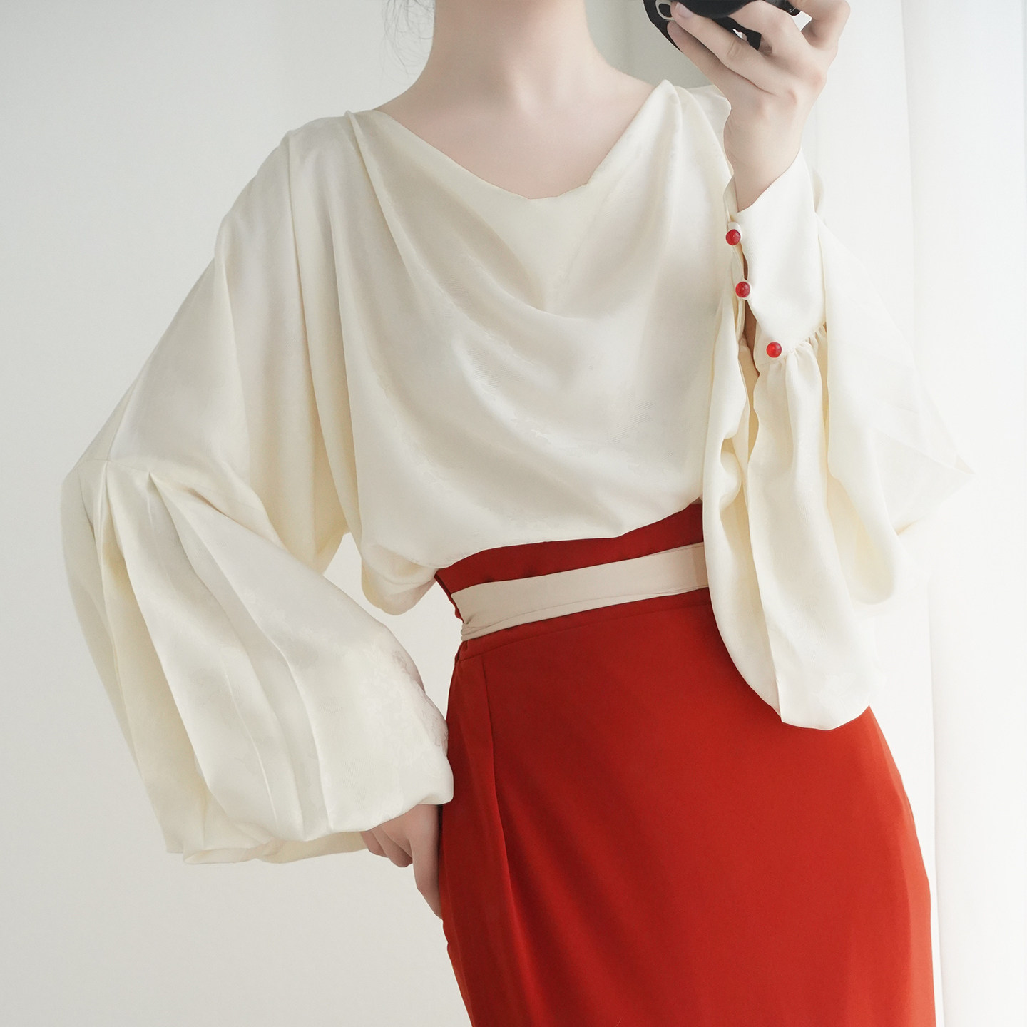 赭颜汉服唐风古装女旋裙日常通勤古风荡领衫新中式上衣蝴蝶纹爆款图片