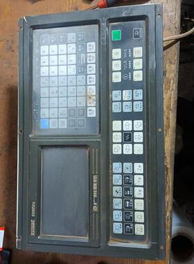 广数980TDa系统.拆机一台电池有点腐蚀别的地方无腐蚀