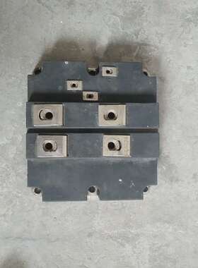 拆机现货包好210一个只有一个底板上写了FZ18 议价