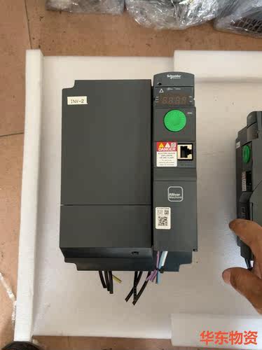 ATV320U75N4B施耐德变频器7.5kw 原装现货几乎