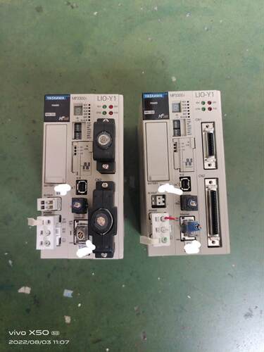 YASKAWA/安川MP-3300i控制器.二手拆机如图