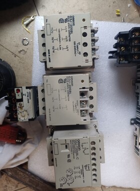 欧姆龙三相固态继电器G3J-T205BL-C 1个G3J-议价