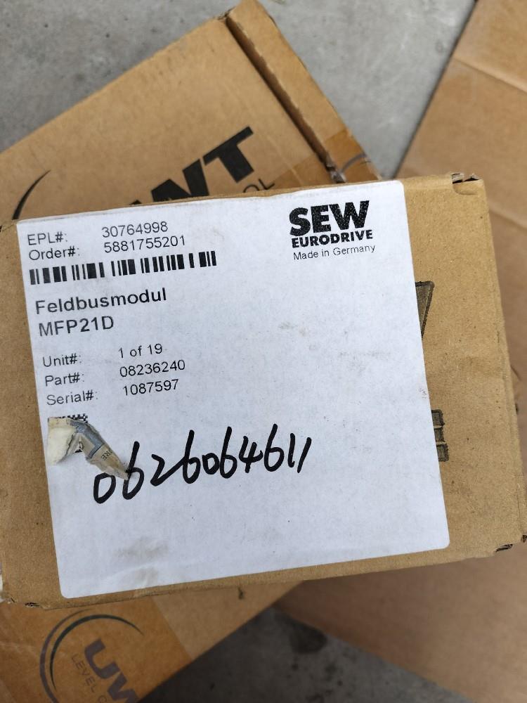 SEW通讯模块MFP21D库存样子如图功能完好用的上