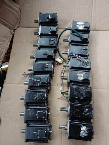 安川电机SGMJV-04ADE6S安川电机SGMJV-0