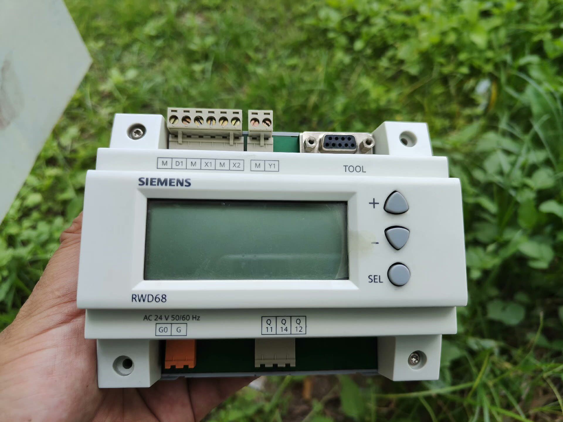 西门子 rwd68温度控制器二手拆机,功能包好,成色旧的那台 议价