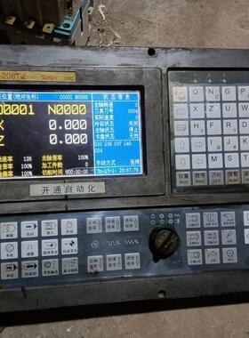 南京开通数控系统KT-208Tiz拆机一台上电实图二手物