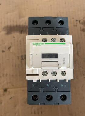 施耐德交流接触器LC1D50A