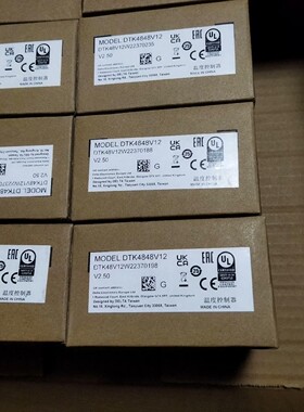 台达温控器DTK4848V12有4个