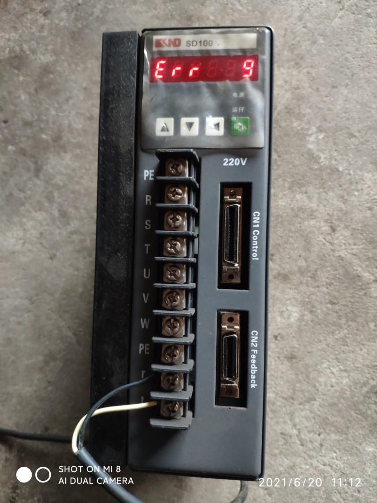 凯恩帝SD100B伺服驱动器一台拆机件成色如图上电显示